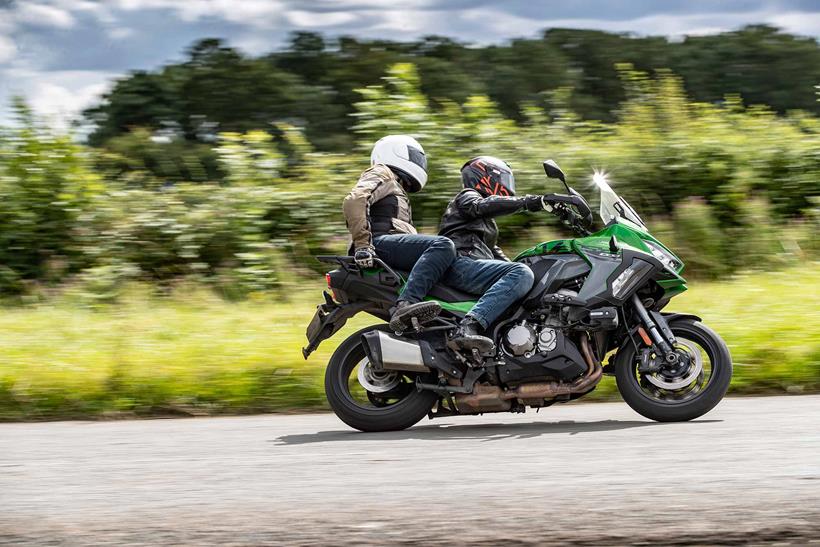 Carrying a pillion on the Kawasaki Versys 1000 SE