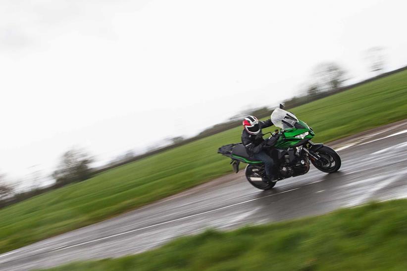 Riding the Kawasaki Versys 1000 SE