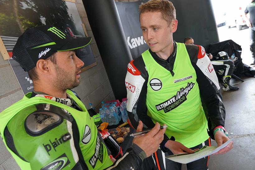 Leon Haslam coaches MCN's Dan Sutherland