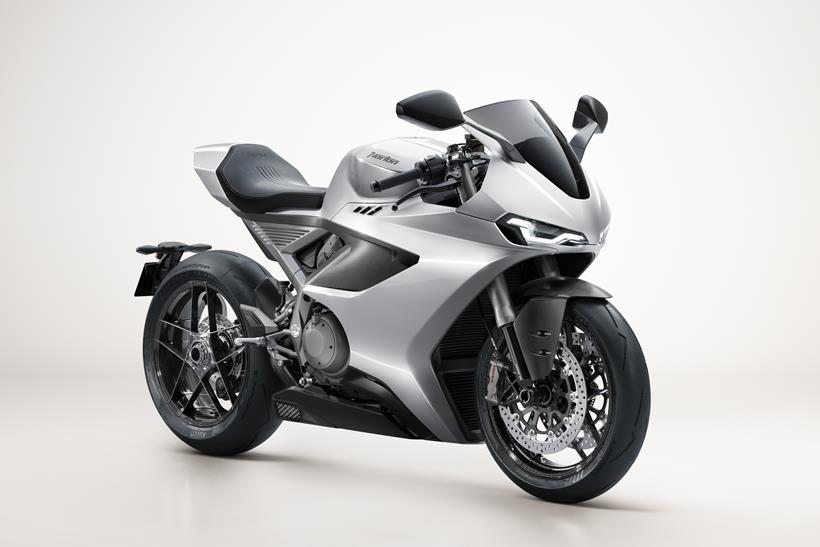 Norton Manx R, imagem estática de estúdio, a partir de 2026.