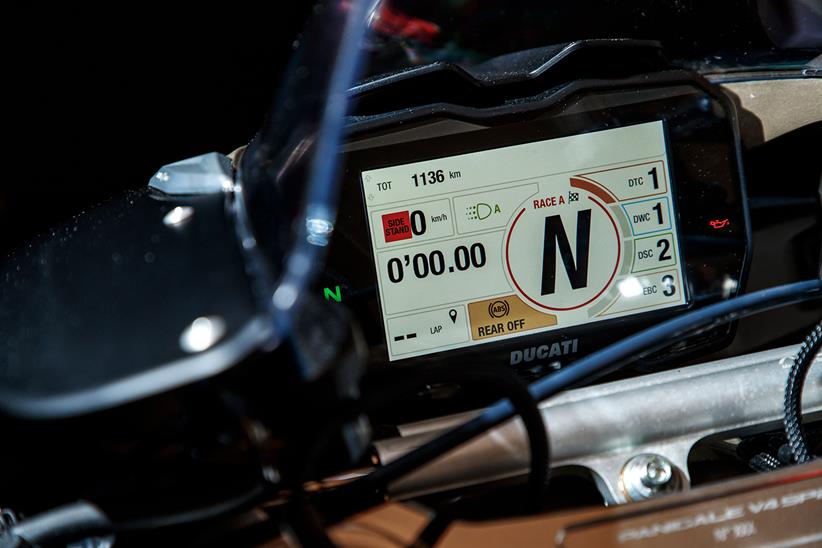 Ducati Panigale V4 SP2 full colour TFT dash