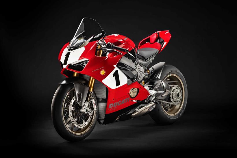 The bike pays tribute to the 1999 Ducati 996 WSB bike