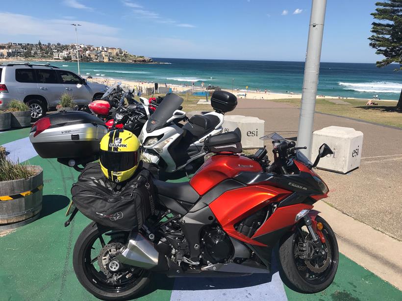 Simon's Kawasaki Z1000SX at Bondi Beach