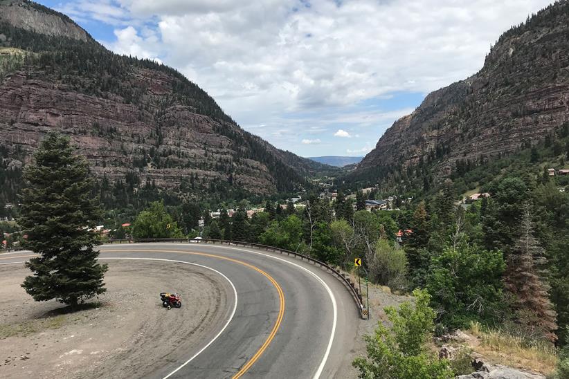 One of the many curves on the Million Dollar Highway