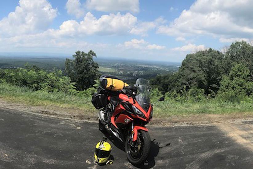 The Kawasaki Z1000SX encountered some serious views on its first section of USA road trip