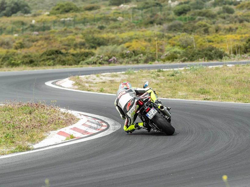 How to scrub in your motorbike tyres