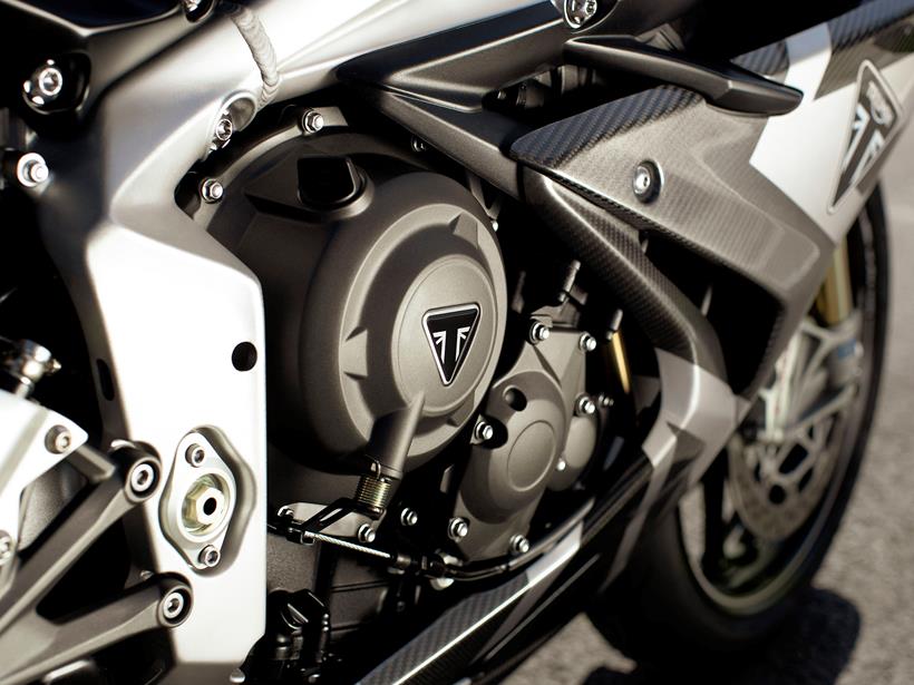 Triumph Daytona 765 Moto2 engine