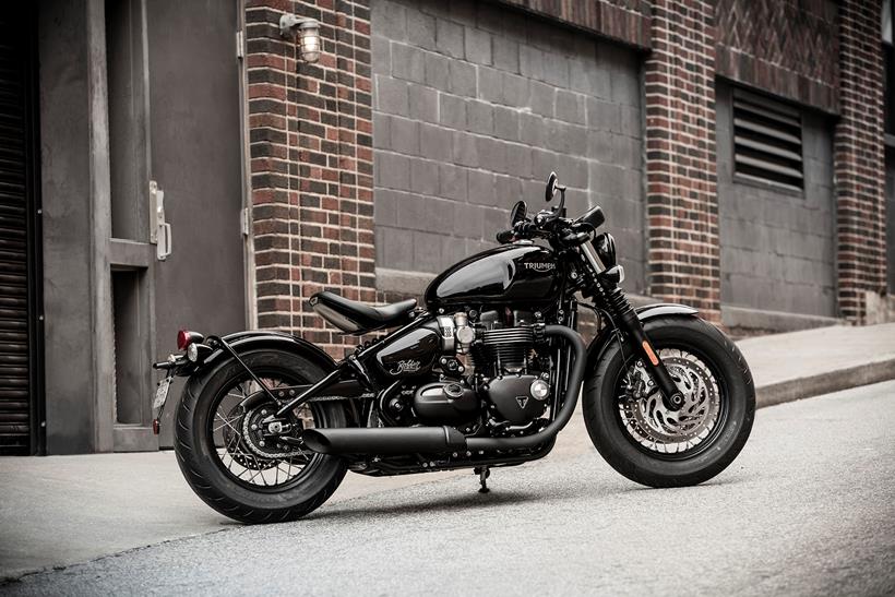 Triumph Bonneville Bobber Black