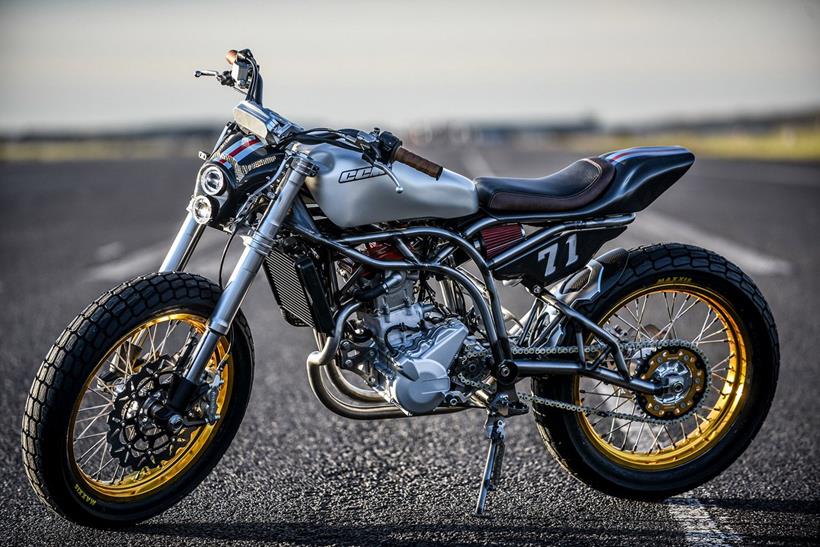 CCM Spitfire Flat Tracker