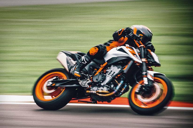 KTM 890 Duke R left turn