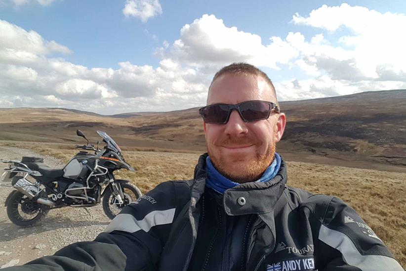 Andy Kent bags a selfie out on his BMW R1200GSA