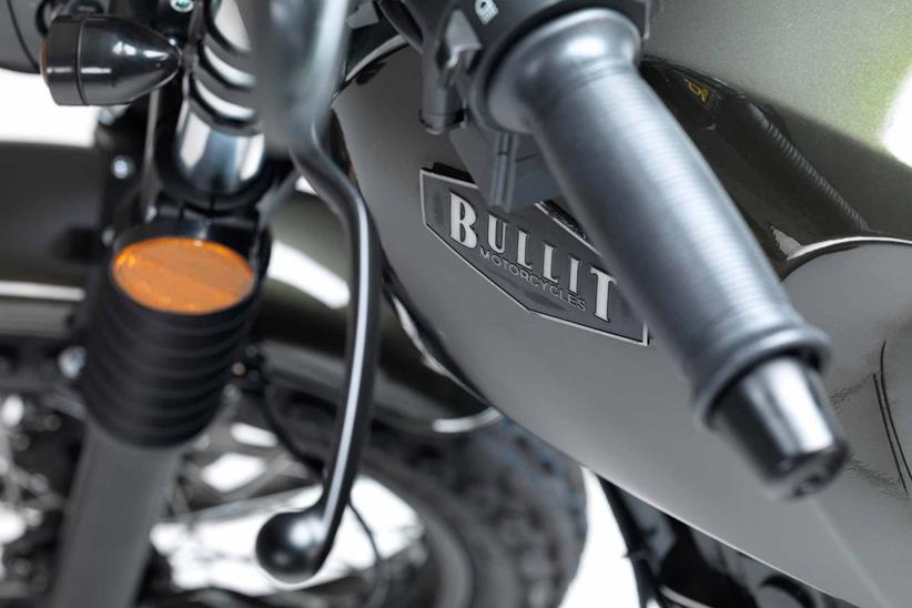 Bullit logo on the Bluroc 125