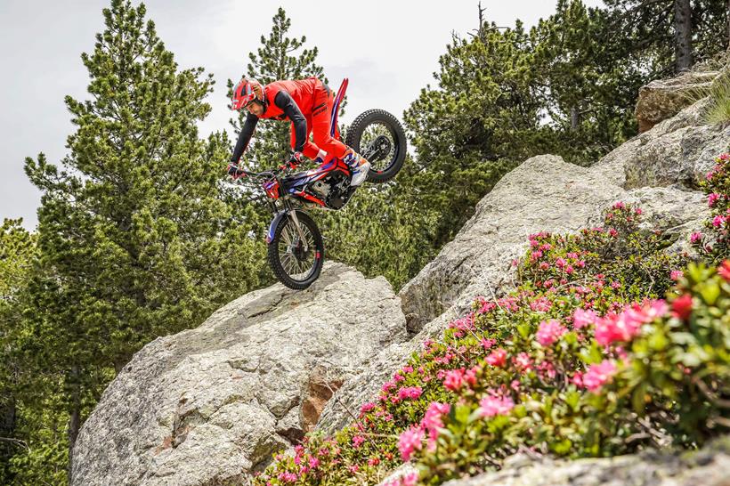 2024 Honda Montesa Cota 4rt 301rr - riding over technical terrain