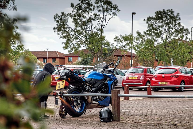 Motorcycle crime in action