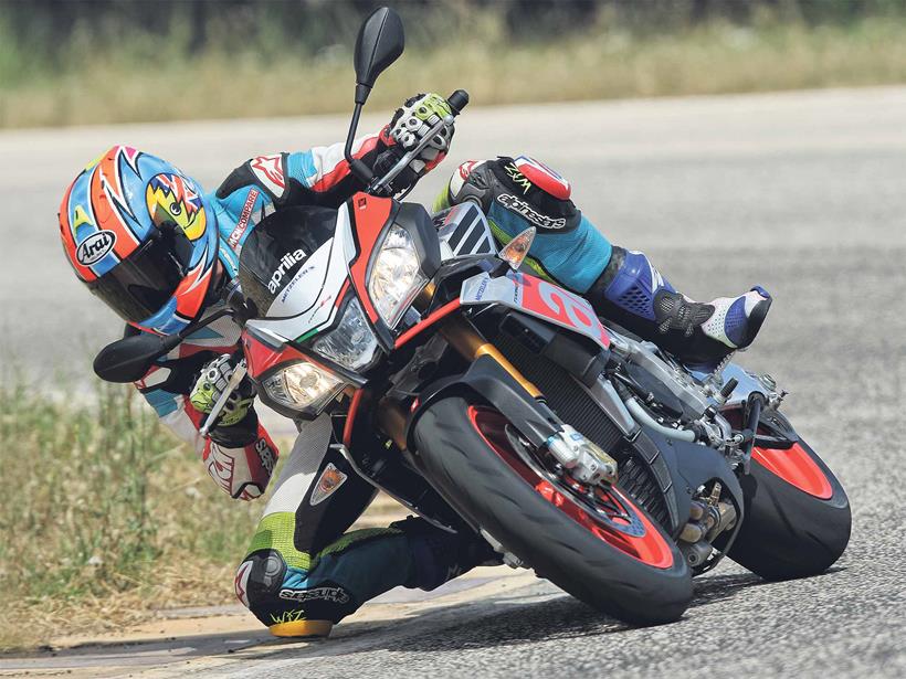 Cornering on the Aprilia Tuono V4 1100 Factory