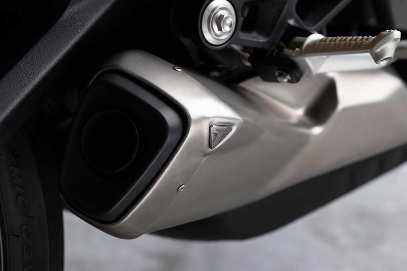 Triumph Street Triple 765 R exhaust