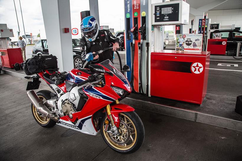 Honda Fireblade petrol station