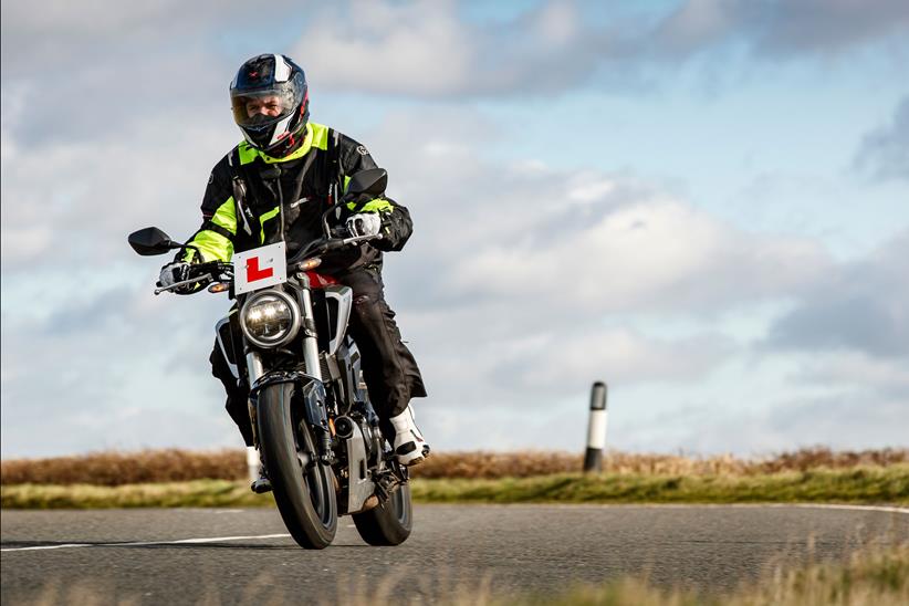 Riding the Honda CB125R