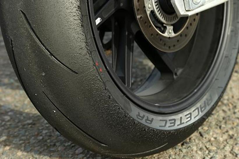 We lament the pros and cons of Pirelli's Supercorsa SP on the 2015 BMW S1000RR superbike