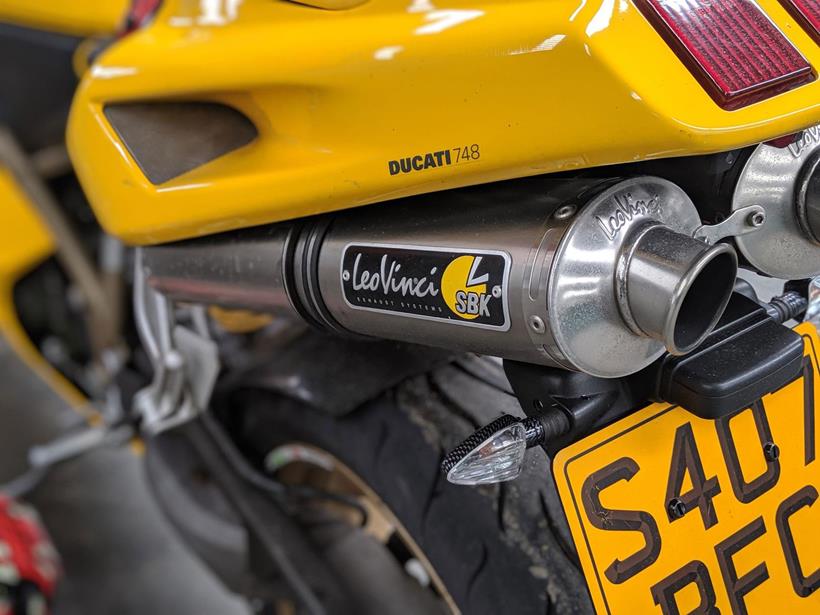 Ducati 748 Biposto exhaust