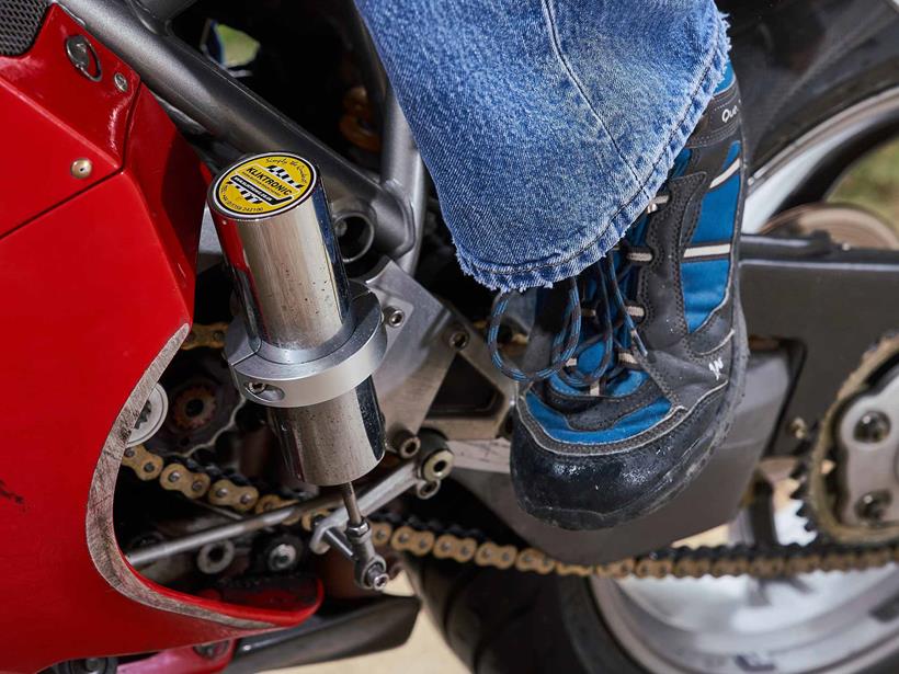 Mark uses a Kliktronic system on his Ducati 998S