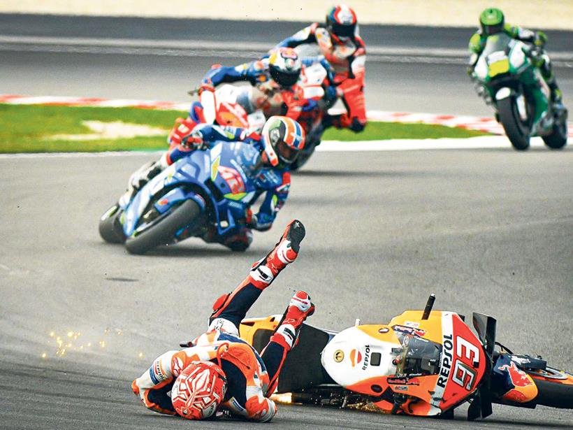 Marc Marquez crash in Buriram 2019 sliding