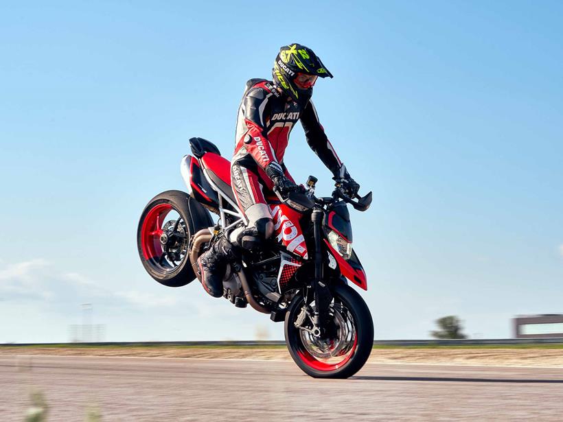 Pulling a stoppie on the Ducati Hypermotard 950 RVE