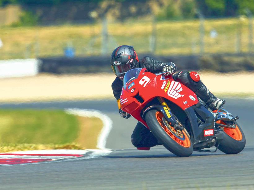 Cornering on a Honda CBR600RR at Donington Park