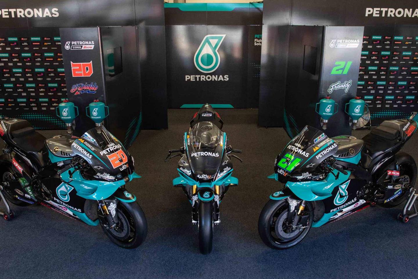 Petronas yamaha deals r1