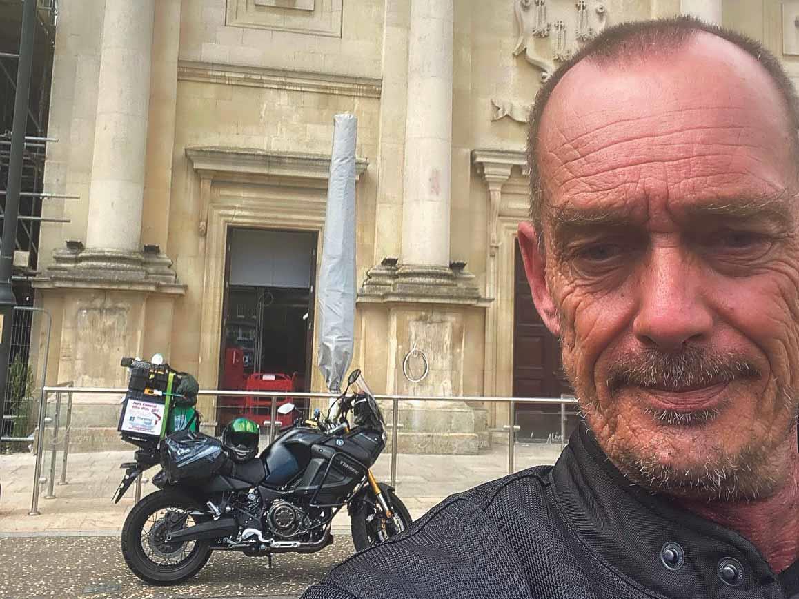 Super Ténéré rider sets off on lap of UK to keep live shows on the road ...