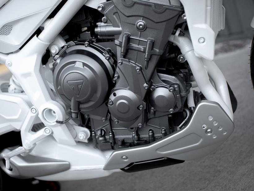 We reckon 2021 Triumph Trident concept engine should be around 660cc