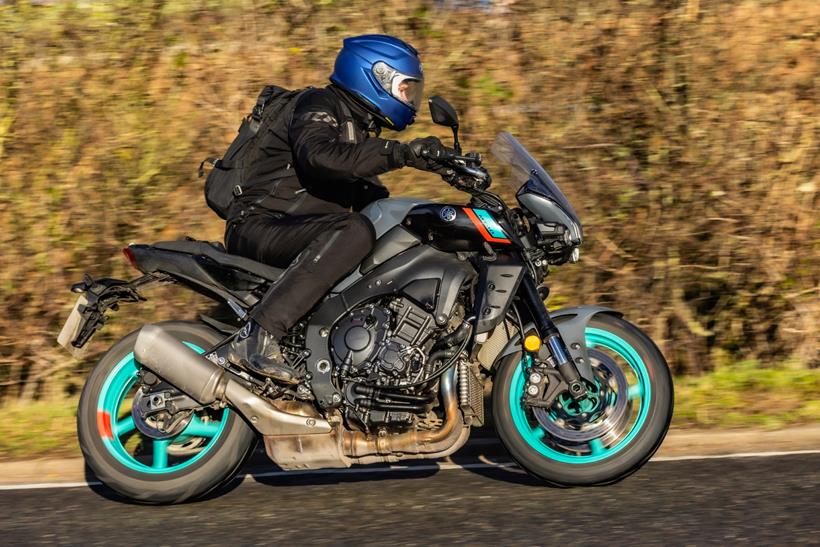 Yamaha MT-10 with windscreen battles the conditions