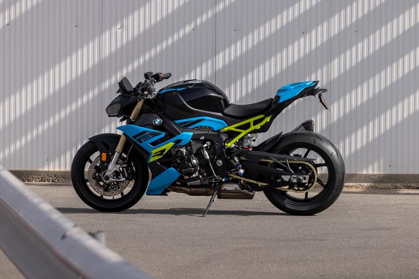 2025 BMW S1000R 