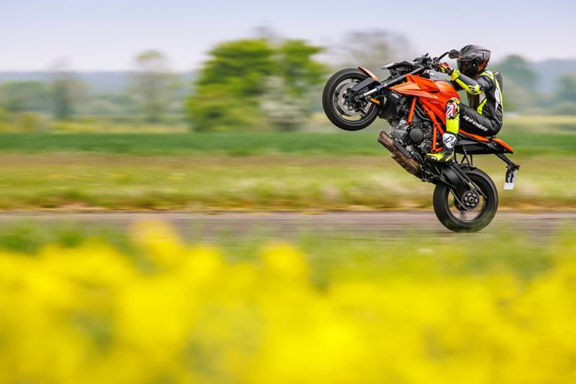 KTM 1390 Super Duke R EVO lofting the front wheel with ease