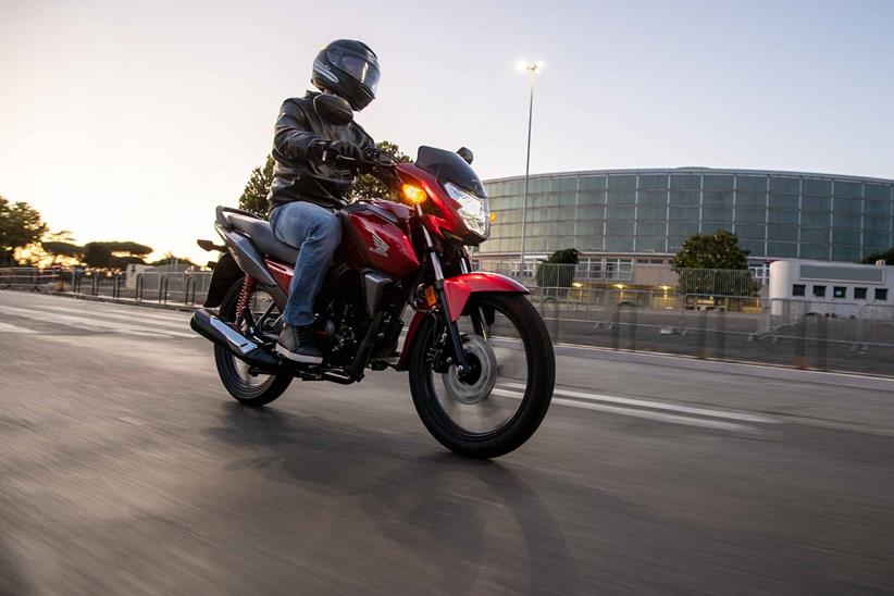 Riding the 2021 Honda CB125F