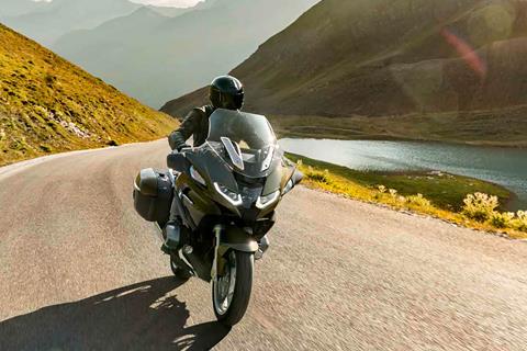 Breaking: BMW reveal R1250RT with radar cruise control