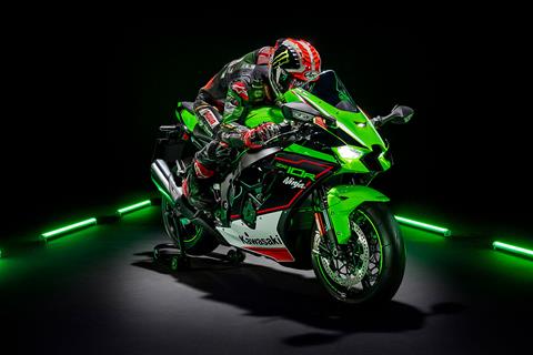 Wings fit for a King: Radically restyled Kawasaki ZX-10R looks set to be winner