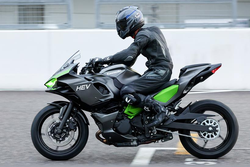 Kawasaki show off hybrid motorcycle in Japan