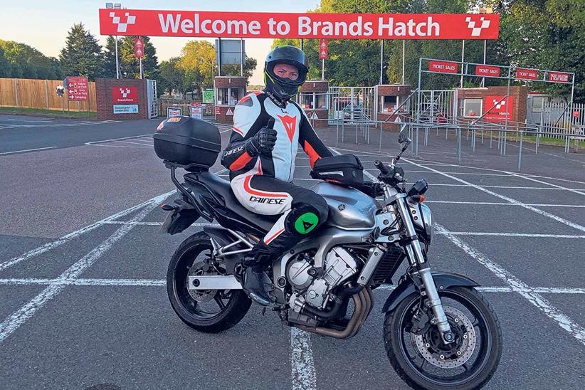 Riding a Yamaha FZ6 at Brands Hatch