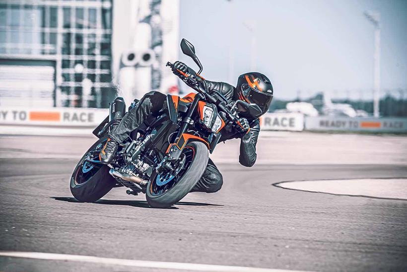 KTM 890 Duke cornering quickly