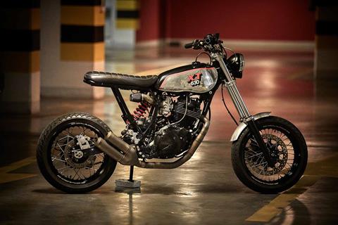 Supermoto goes retro: Ageing Yamaha XT600 transformed into thumping XT500 replica