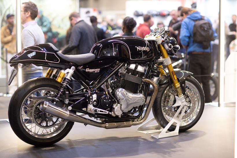 Norton Commando 961