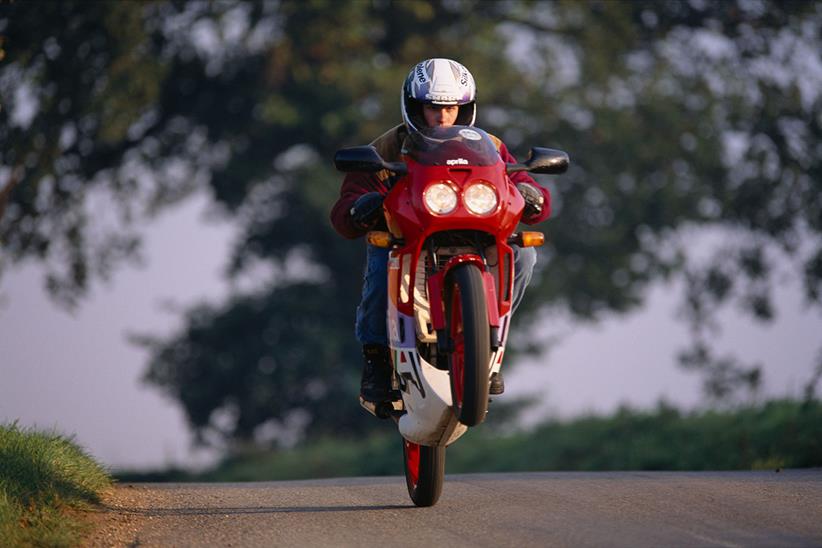 Aprilia AF1 wheelie