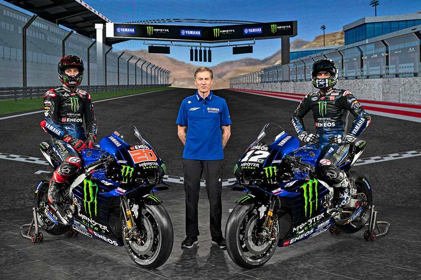 Fabio Quartararo and Maverick Vinales with team principal Lin Jarvis