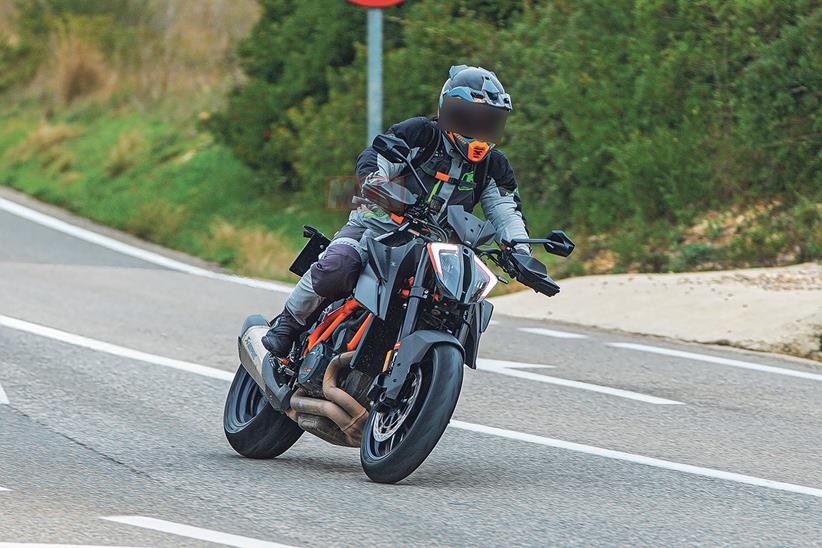 KTM 1290 Super Duke RR spyshot