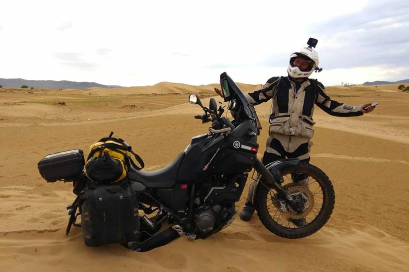 Sand dunes and a Yamaha XT660Z Ténéré don't mix!