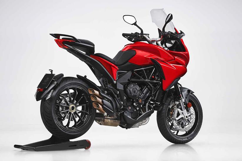 The MV Agusta Turismo Veloce Rosso features manually adjustable suspension