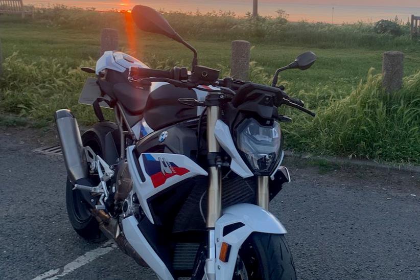 BMW S1000R enjoys a Minnis Bay sunset