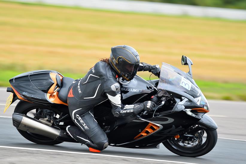 Side on view of Suzuki Hayabusa