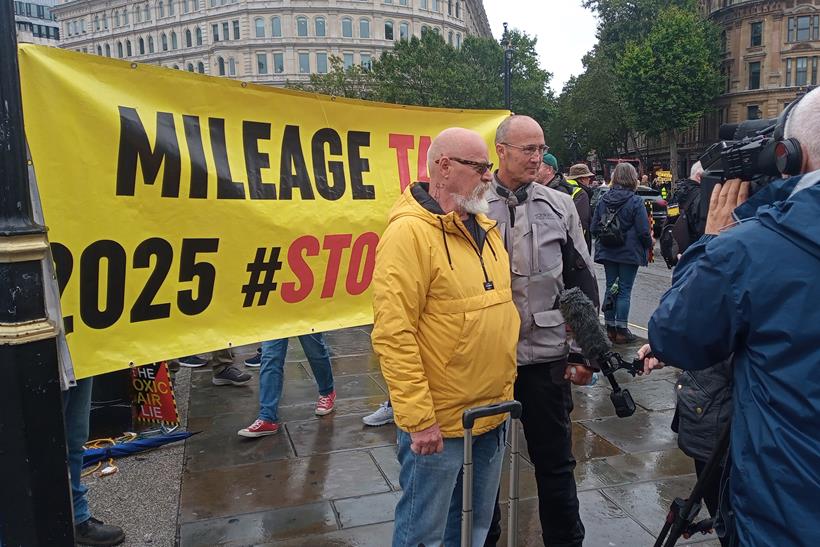 Anti-ULEZ protestors Nick Arlett and Phil Elliott